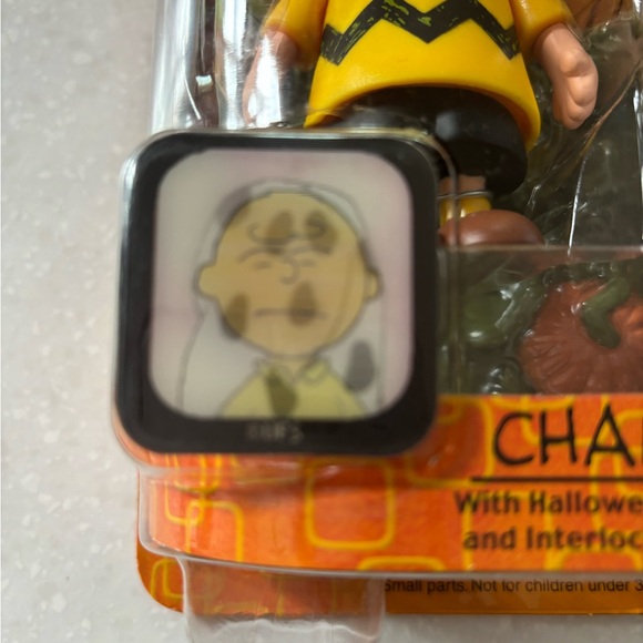 NWT! Memory Lane Peanuts "It's the Great Pumpkin" Charlie Brown Figurine - Picture 2 of 6